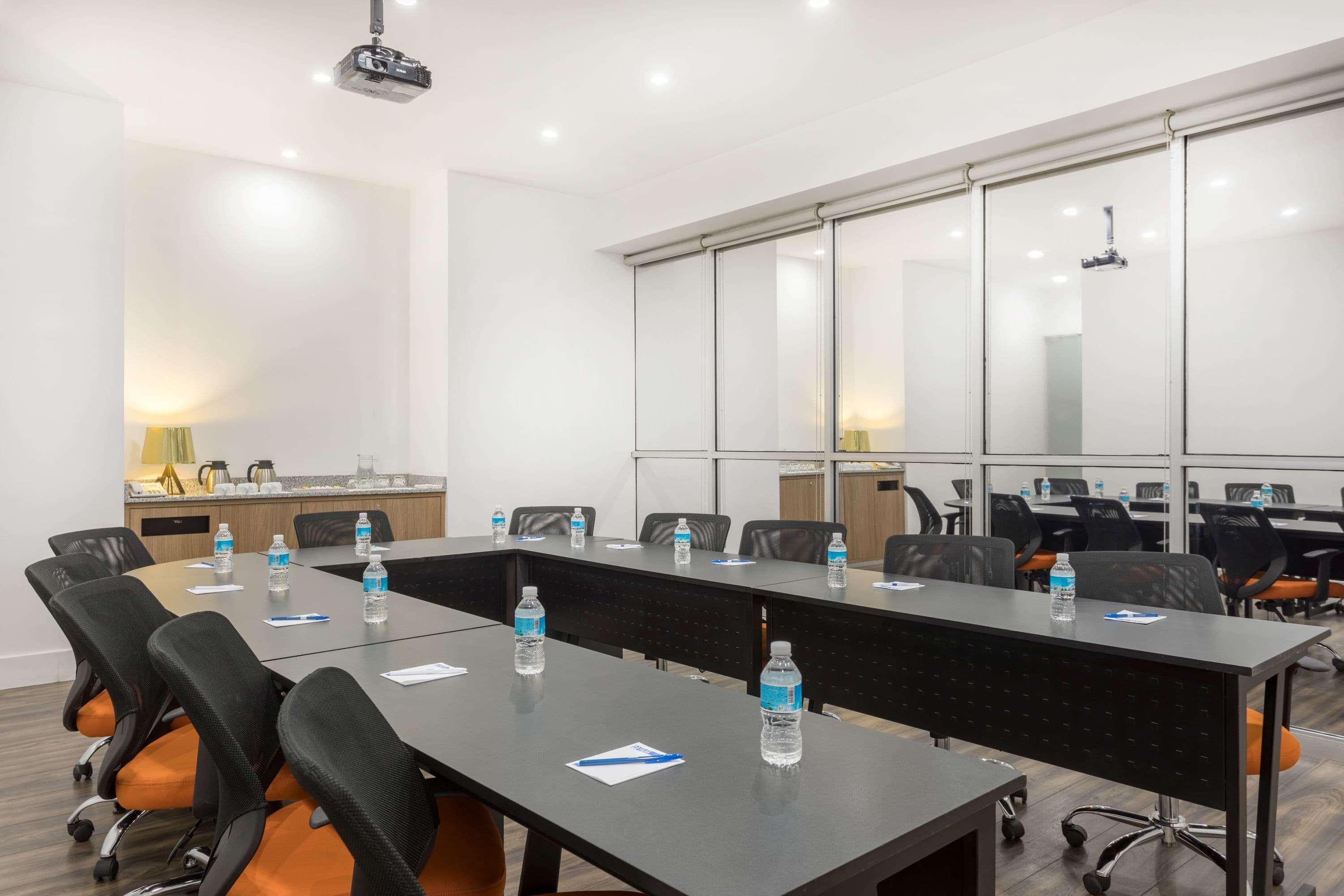 Tryp By Wyndham Mexico City World Trade Center Area Экстерьер фото